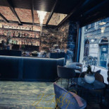 Mariscos Y Carnes “el Bam Bam» Dentro