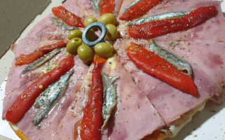 La Pasteria De Charlot (pastes,pan Té Comida