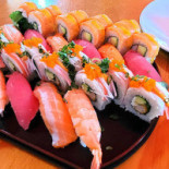 Osaka Kyoto Sushi Comida