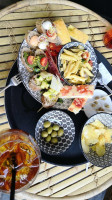 Magnolia, Café food