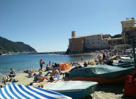 Carbon Parrilla De Barrio Providenca Extérieur