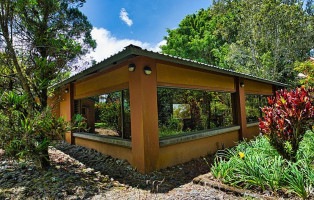 Villa Zurqui De Montaña outside