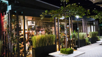 Graffiti Restro Cafe Wine Extérieur