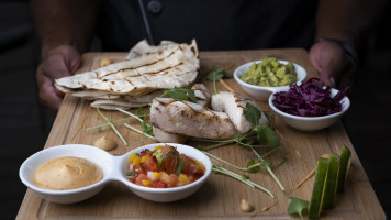 Graffiti Restro Cafe Wine Boisson