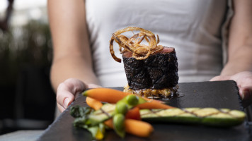 Graffiti Restro Cafe Wine Boisson