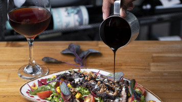 Graffiti Restro Cafe Wine Boisson