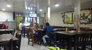 Pollo Árabe La 28 À l'intérieur