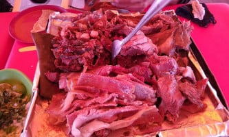 El Borrego Criollo Barbacoa A Pie De Horno Nourriture