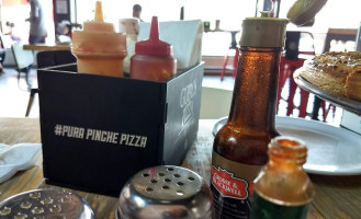 Güero's Pizza Boisson