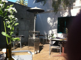 La Contra À l'intérieur