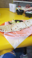 Huaraches Al Pastor food