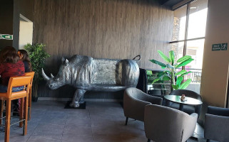 Rhino's Coffee Gold Macroplaza drink