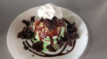 Rhino's Coffee Gold Macroplaza food