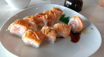 Ryu Japonés Lóng Ryu Comida