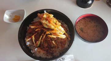 Ryu Japonés Lóng Ryu Comida