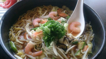 Ryu Japonés Lóng Ryu Comida