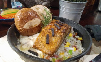 Ryu Japonés Lóng Ryu Comida