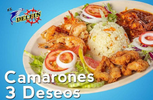 El Delfín food