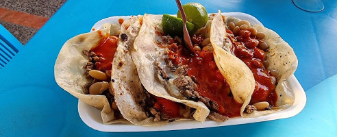 Los Catrines food