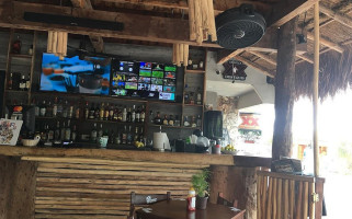 Rico Isla Restaurante Sports Bar inside