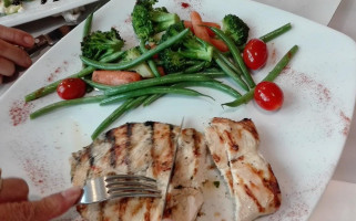 Almacén Victoria food