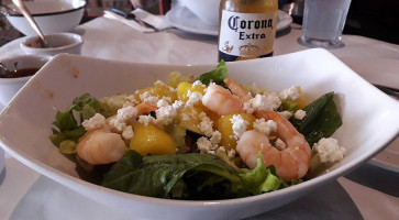 Almacén Victoria food