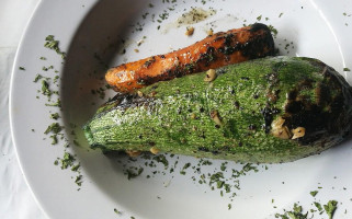 Almacén Victoria food