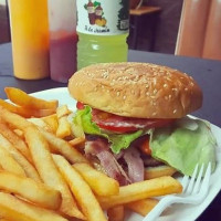 Meny's Y Refresquería Comida