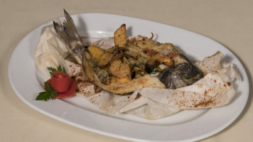 Restaurante Y Hotel Punto & ComaX food