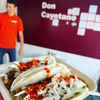Don Cayetano Comida