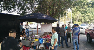 Don Cayetano Exterior