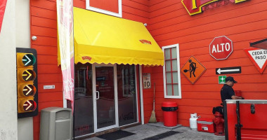 Tony’s Tacos Suc Morones Prieto Extérieur