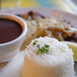 MenuderÍa Cyndi Comida