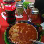 MenuderÍa Cyndi Comida