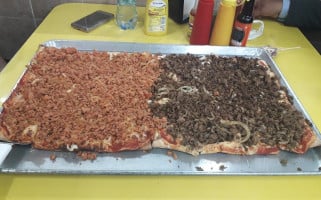 Pizza Báez food