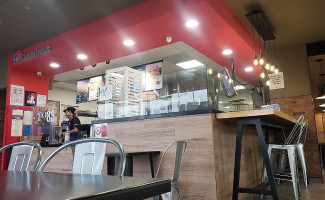 Domino's Pizza À l'intérieur