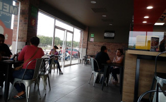 Domino's Pizza À l'intérieur