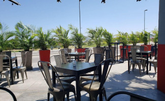 Eataliano Pizza Kitchen Extérieur