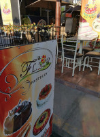 Paleteria Las Flores outside