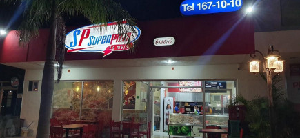 Superpizza Caucel outside