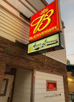 Elotes Con Todo Exterior