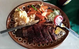Los Magueyes food