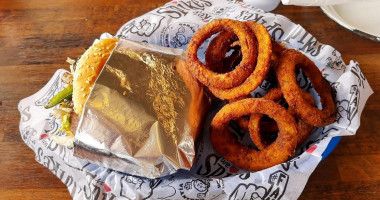 Spike's Concordia Nourriture