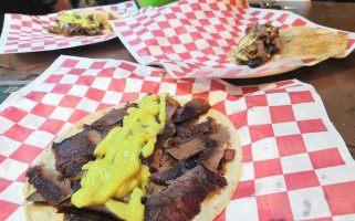 La Isla food