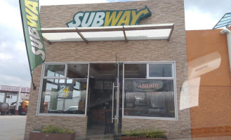 Subway Extérieur