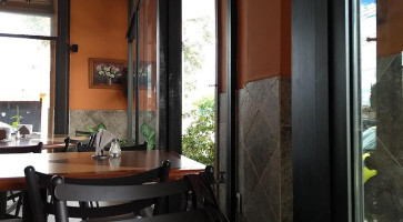 Don Luis Carnes Al Carbón inside