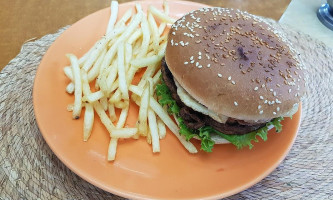 Don Luis Carnes Al Carbón food