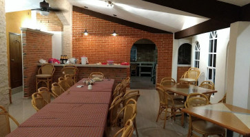 Don Luis Carnes Al Carbón inside