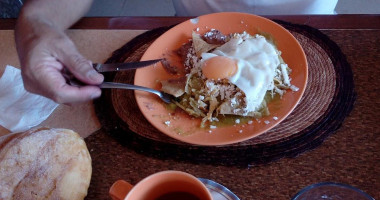 Don Luis Carnes Al Carbón food