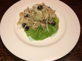 Yiandro's food